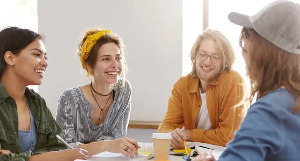 Kids learning Spanish through a fun after-school activity